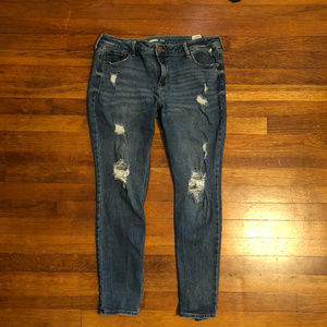 SOLD! Old Navy Rockstar Distressed Skinny Jeans 14